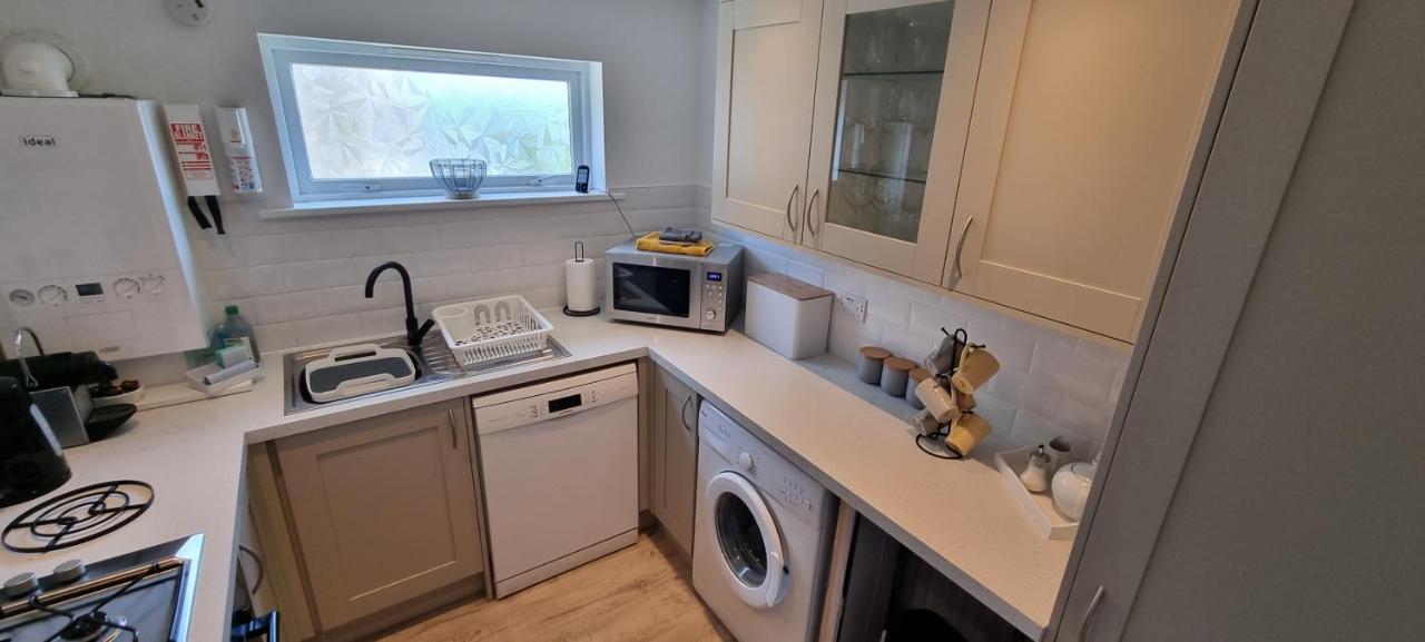 Apartmán Hightide - 2 Bed With Parking, Balcony & Sea View. Swanage Exteriér fotografie