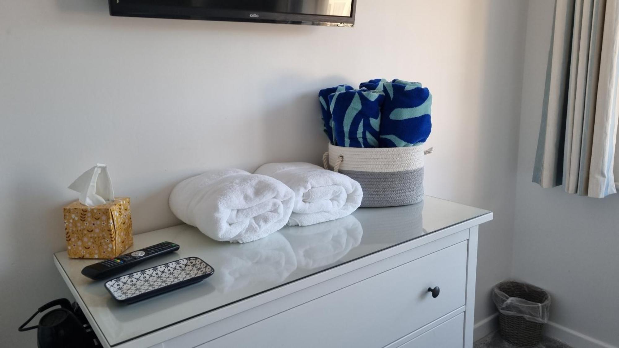 Apartmán Hightide - 2 Bed With Parking, Balcony & Sea View. Swanage Exteriér fotografie